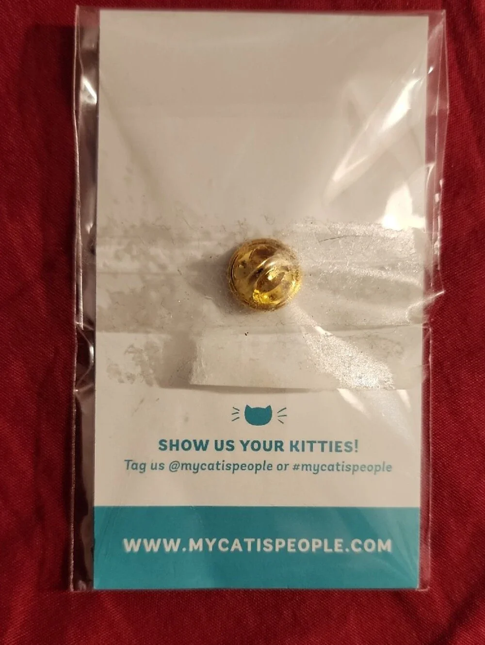 Cat Pin - Picture 2 of 4